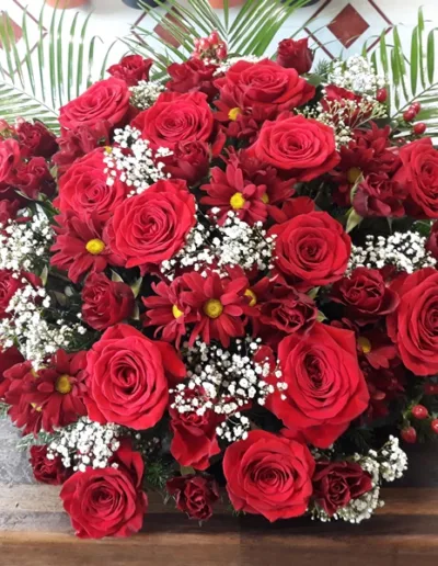 kytice velká růže a chryzantémy